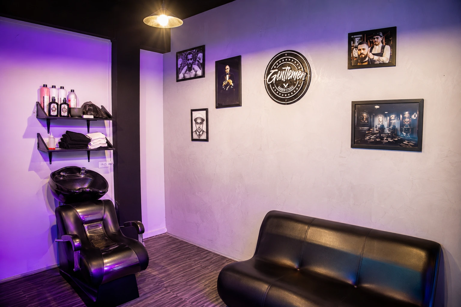 Sala de espera Gentlemen Barber Studio